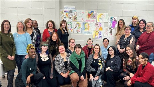 Des organismes de Laval s'unissent pour dénoncer la violence faite aux femmes