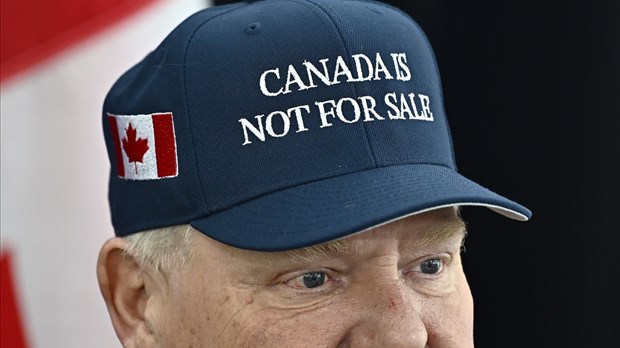 Le duo derrière les casquettes «Le Canada n’est pas à vendre» partage ses conseils