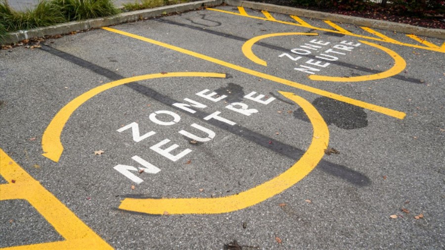 Zone de rencontre neutre au Quartier général du Service de police de Laval