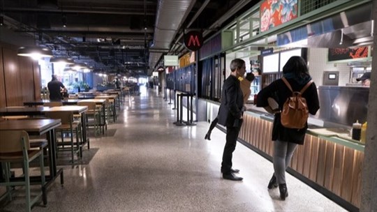 Le salaire minimum passe à 16,10 $ jeudi: des mécontents et des soulagés