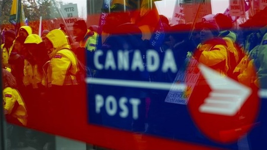 Le syndicat de Postes Canada demande l'interdiction des heures supplémentaires