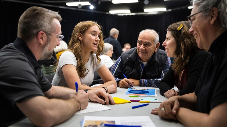 Laval fait le bilan des 10 premières années de consultations publiques