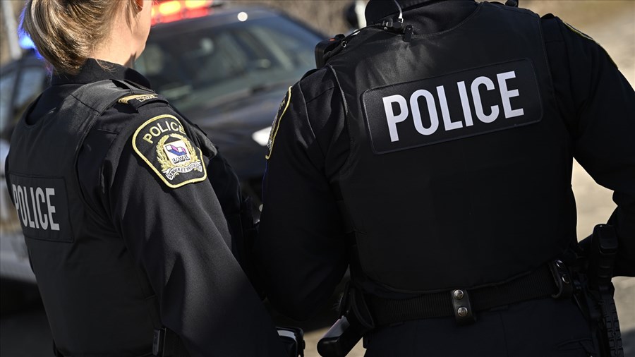 Laval et ses policiers signent la nouvelle convention collective