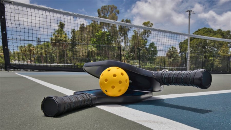Proposition adoptée pour rendre l’équipement de pickleball accessible