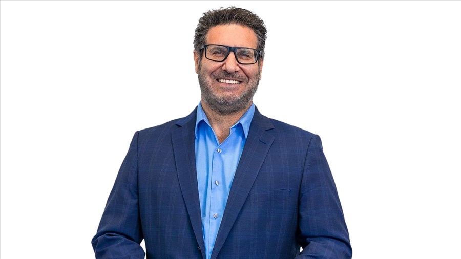 Perry Niro se présente dans Fabreville-Sud avec Le Mouvement lavallois