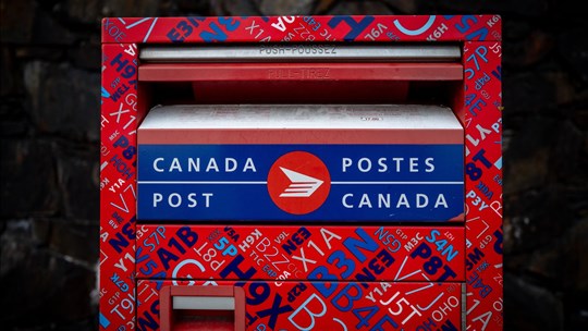 Le gouvernement fédéral accorde un prêt de 1,01 milliard $ à Postes Canada