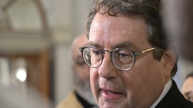 Laïcité: pas de clause de droits acquis plus longue