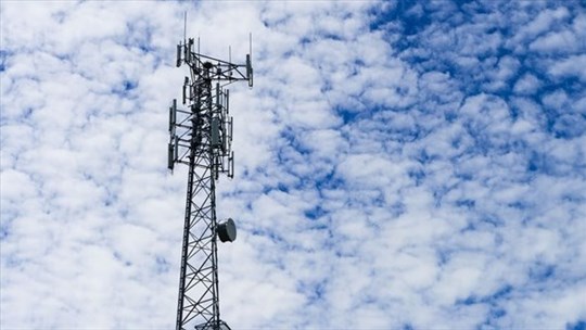 Plus de 27 millions $ pour 17 nouvelles tours cellulaires au Québec